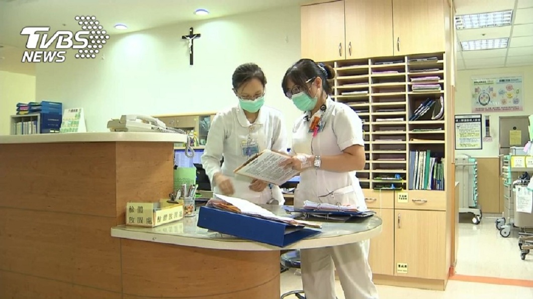 狂毆急診室護理師 女辯:只碰觸頭髮