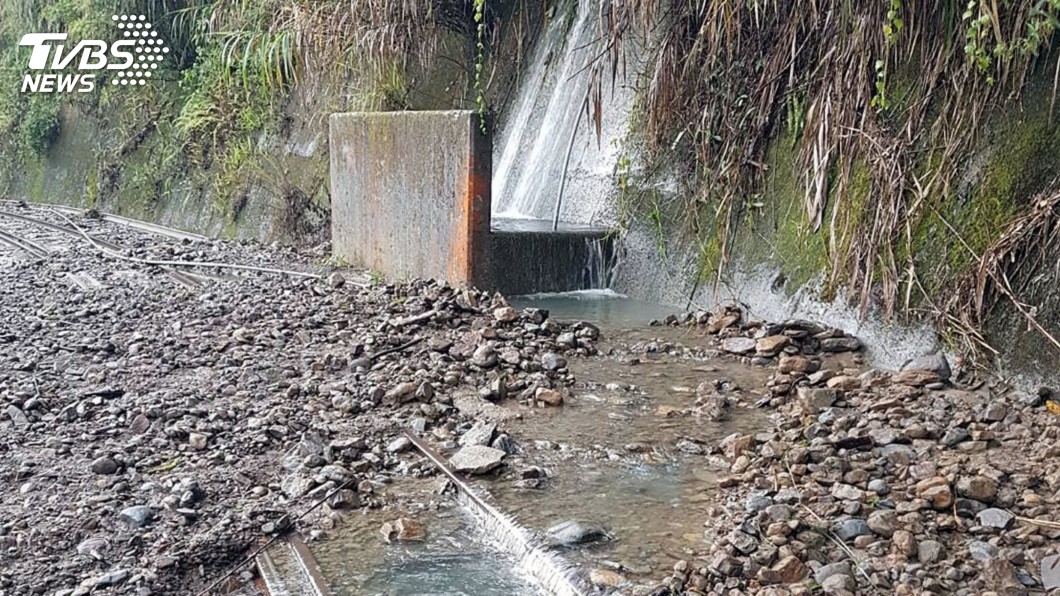 嘉義山區大雨坍方 影響阿里山森鐵試車