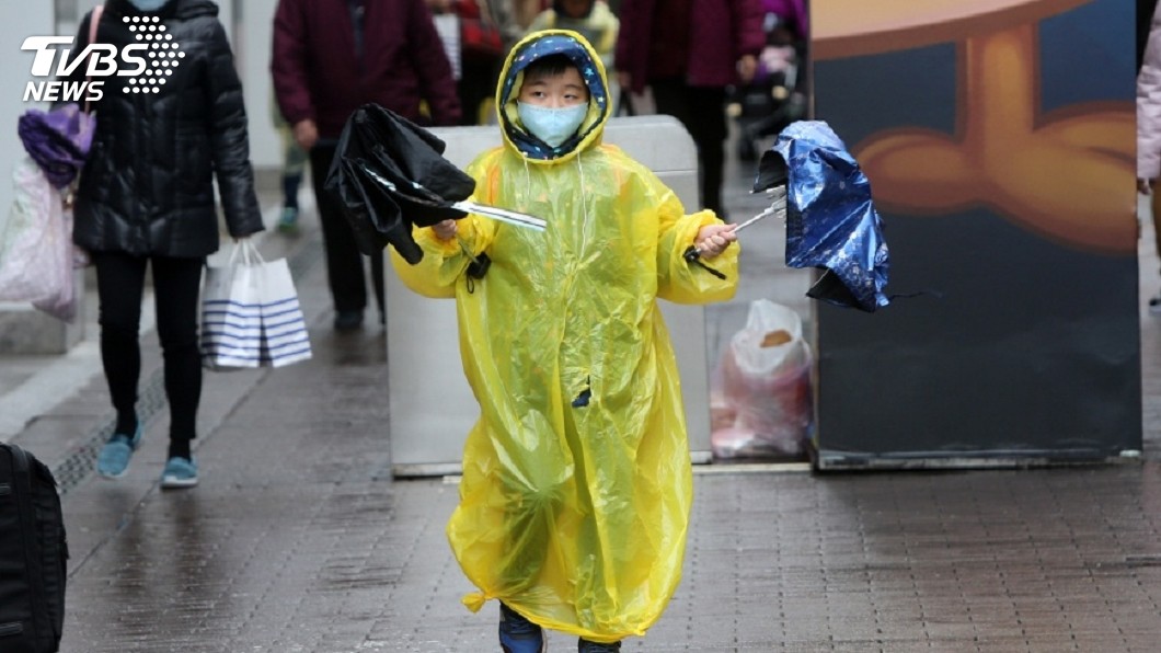 誤判颱風假誰負責？　氣象局長：民眾該了解預測會有誤差