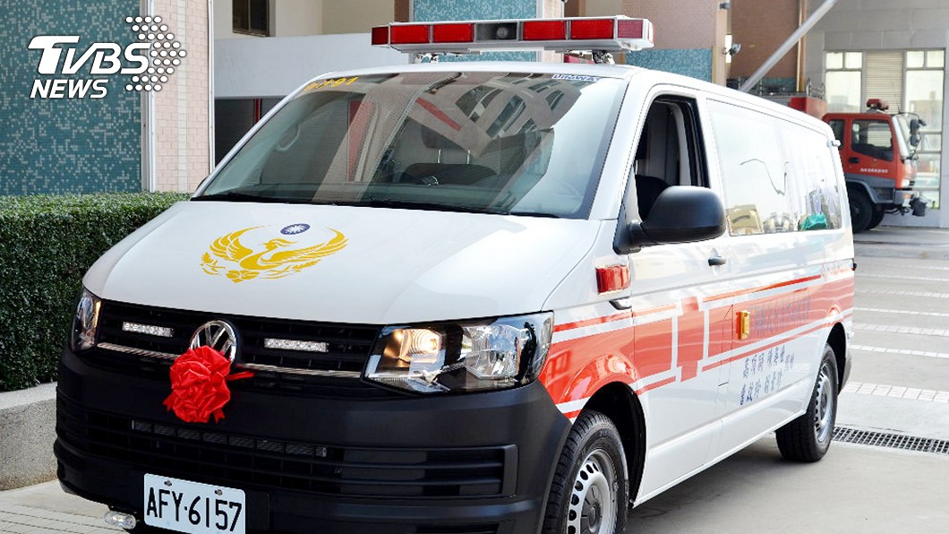 澎湖旅外鄉親回饋故鄉 合捐消防救護車