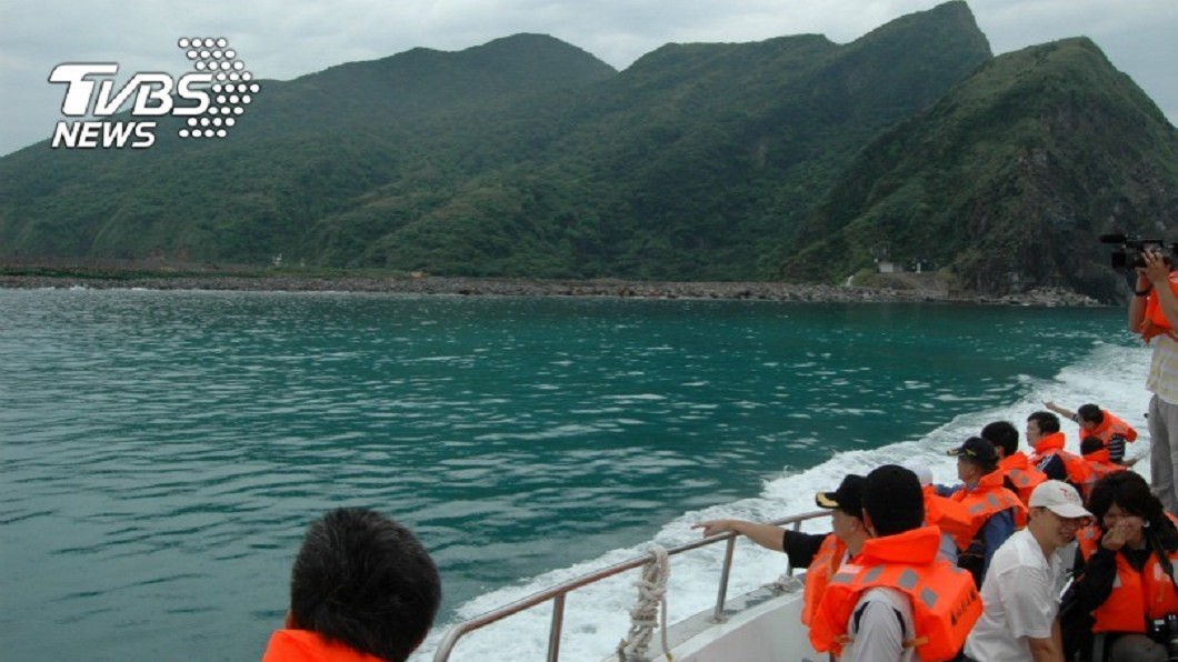快訊/龜山島周邊受颱風影響浪大 宣布關島一天