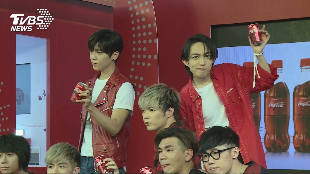 汽水戰!林宥嘉、Bii合體代言 推快閃KTV