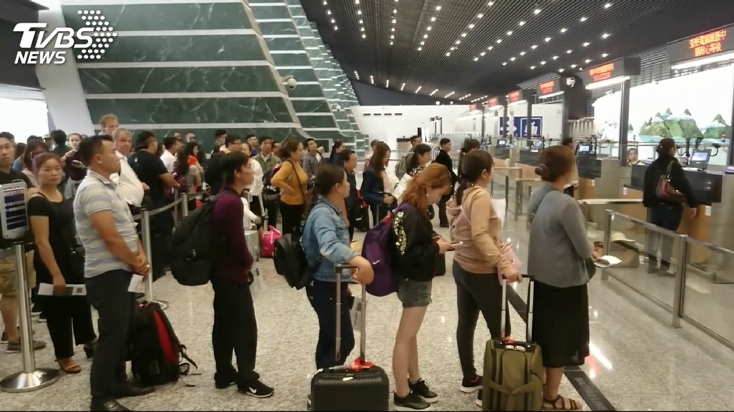 移民署網速緩慢40分鐘 桃機旅客通關受阻
