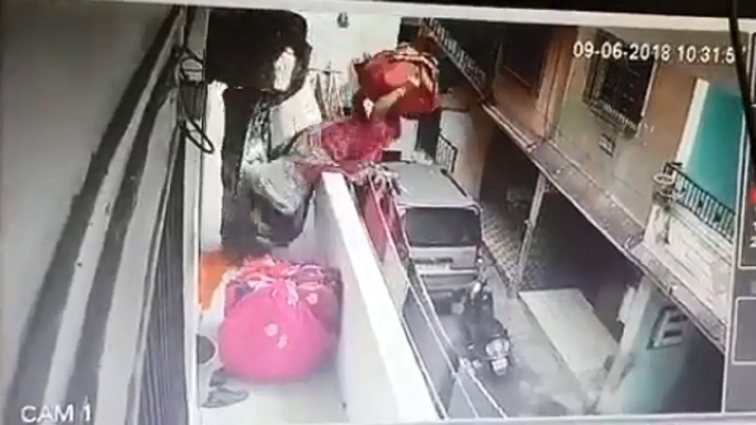 圖／翻攝自LiveLeak網站