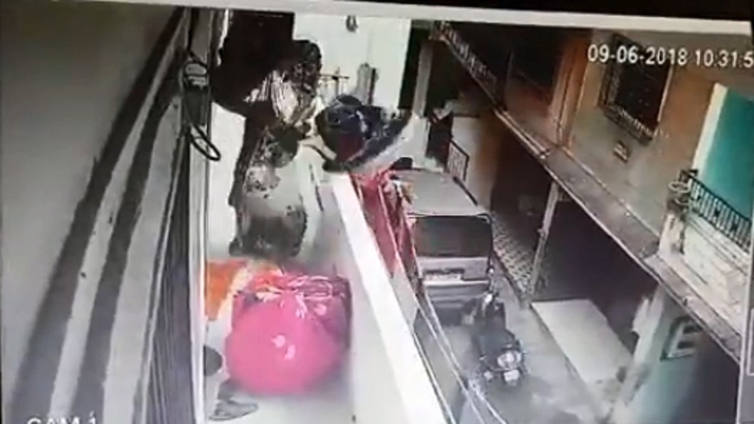 圖／翻攝自LiveLeak網站