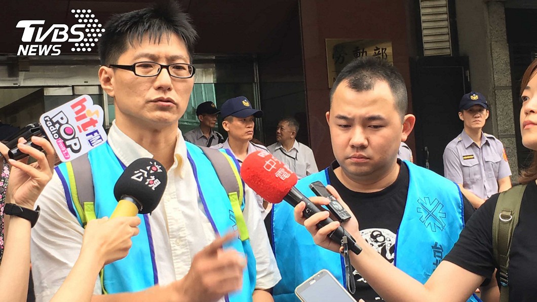 媒體工會抗議出國鬆綁七休一　憂各行業仿效