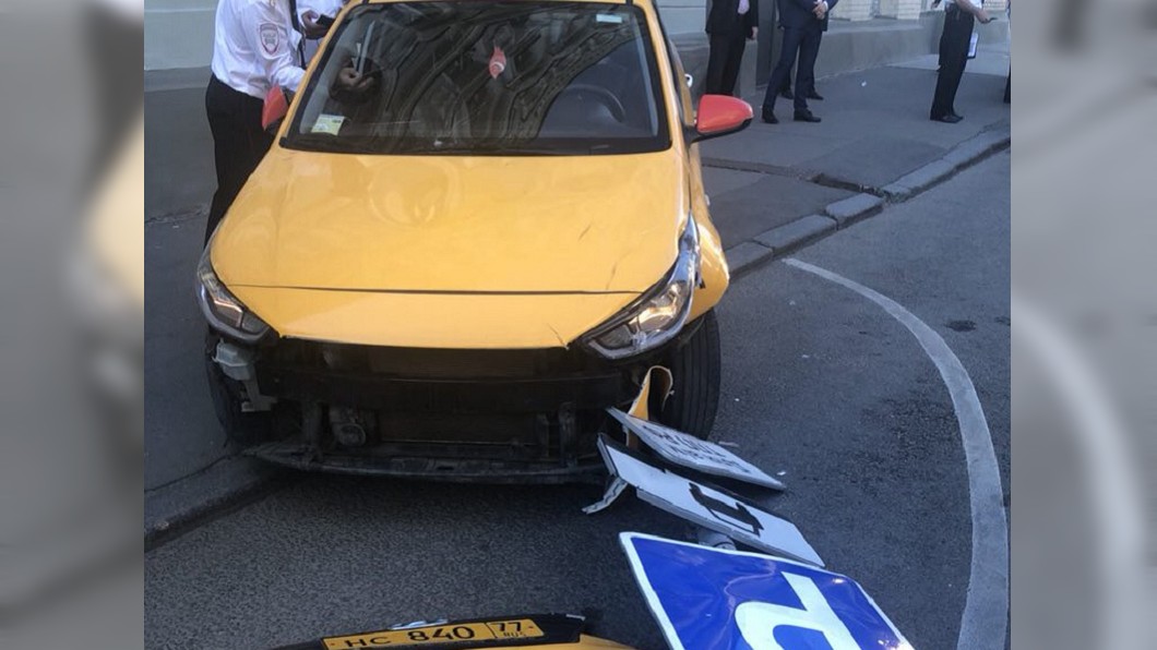 莫斯科計程車衝撞人行道　8人受輕重傷