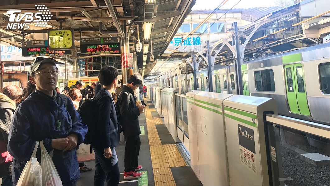 台男赴日旅遊成「電車癡漢」 亂摸女乘客大腿被逮