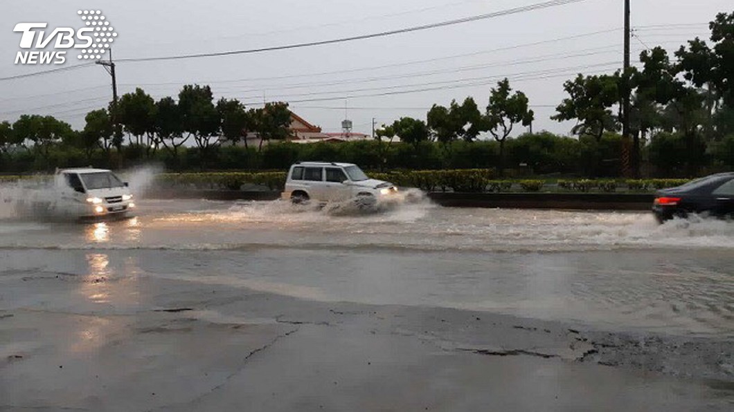 高市雨勢不停 桃源區停班停課