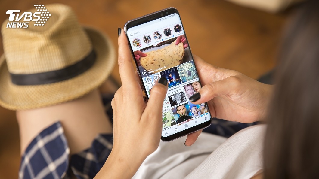 許多年輕人偏愛用IG。圖/shutterstock