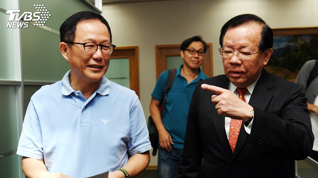丁守中拜訪顏慶章　請益財政議題