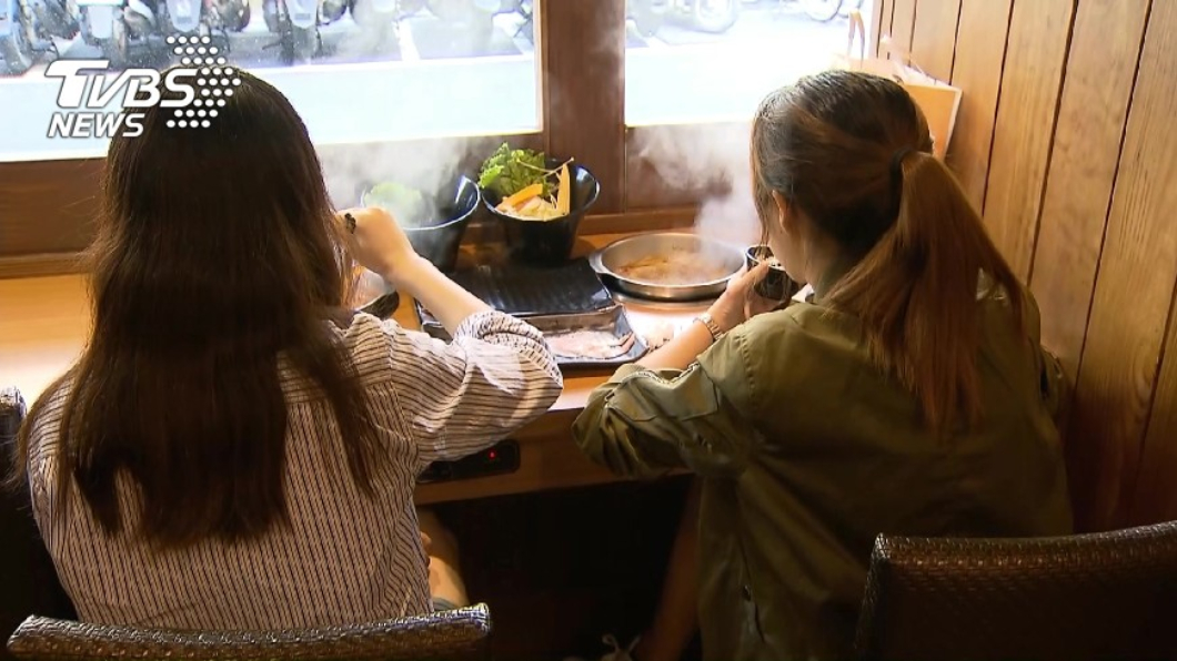 點素食火鍋「要求換新鍋子」 店員婉拒遭客罵哭
