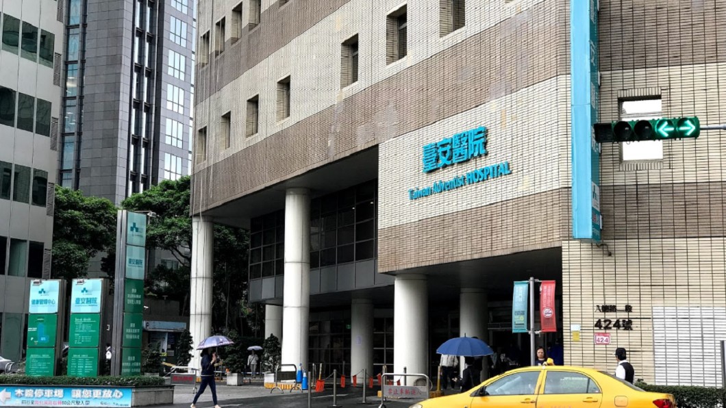 暖心!台灣醫護準備這一味 諾魯難民卸心房哭了