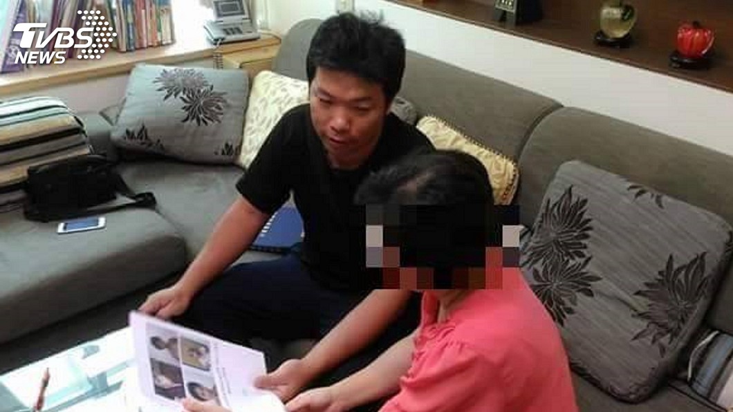 家人已設衣冠塚 警助失蹤33年老婦回家