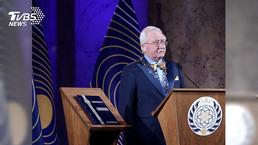 史上首個太空國Asgardia 元首宮殿內就職