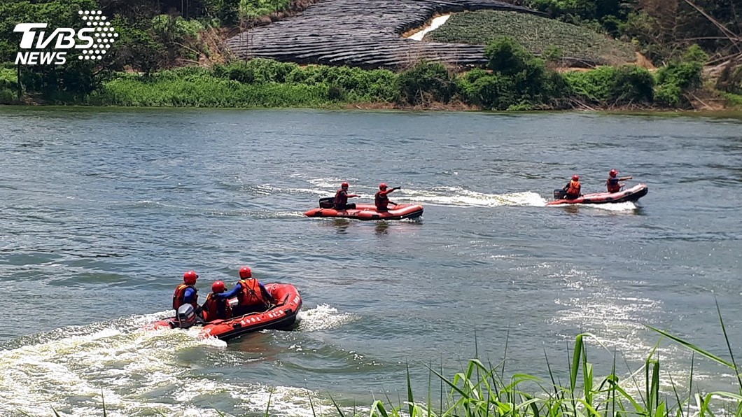 避免夏天戲水意外 嘉義消防演練溺水救援