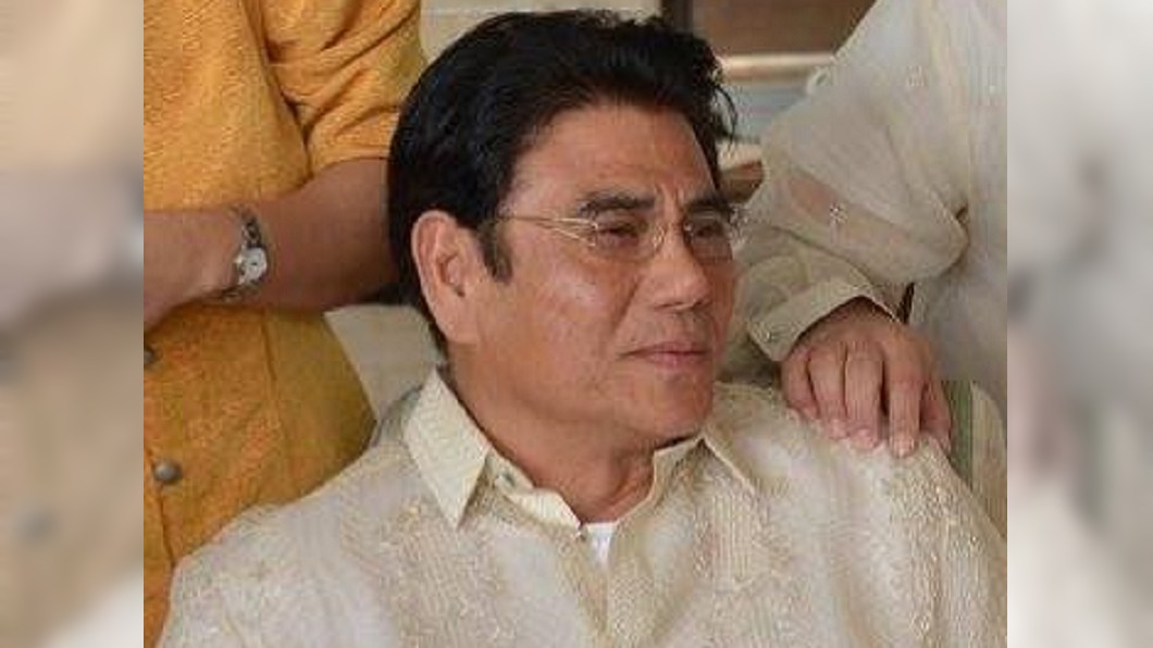 曾令毒嫌遊街 菲國爭議市長遭槍擊身亡