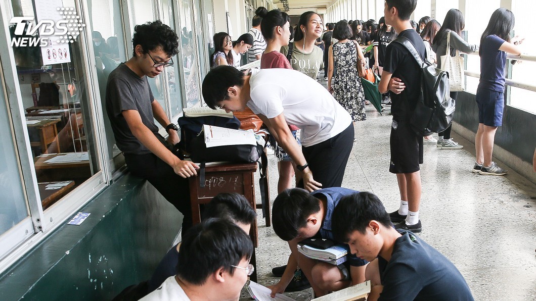 指考歷史科 考生:找出關鍵字即可作答