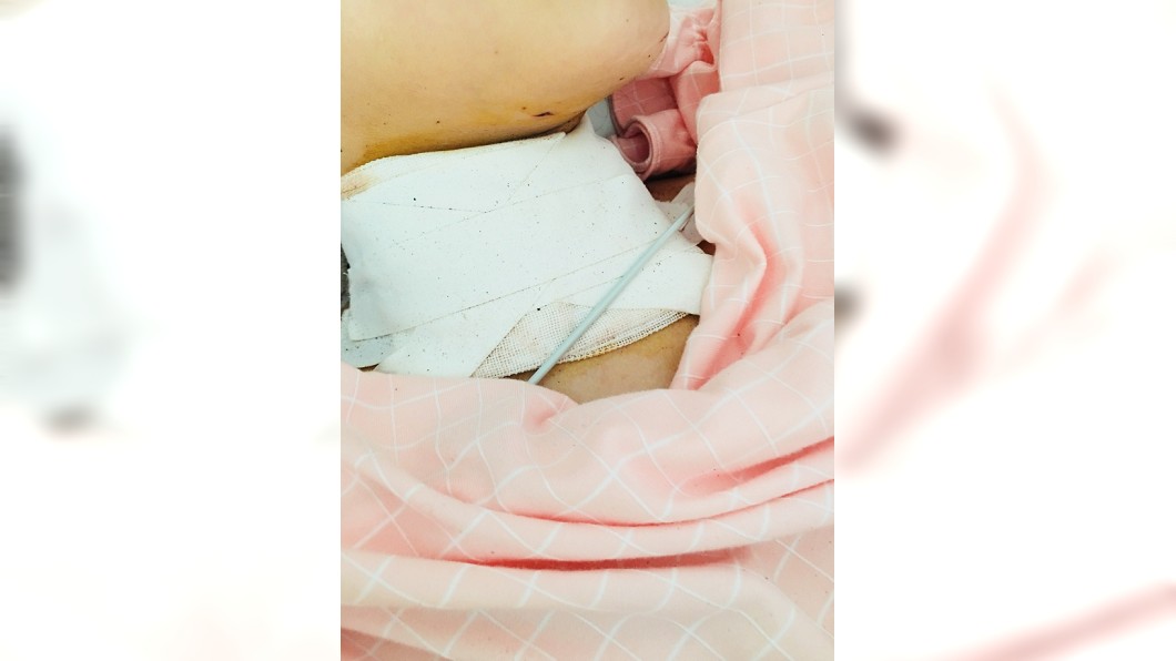 少年持刀刺頸逼脫光竟無責 受害少女母泣:拿什麼保護妳