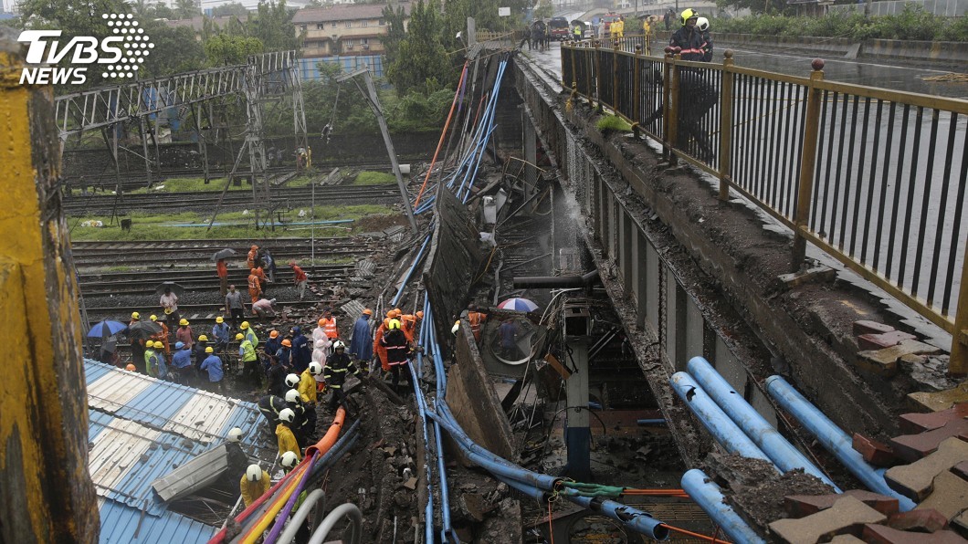 孟買大雨造成橋梁坍塌 至少6人受傷