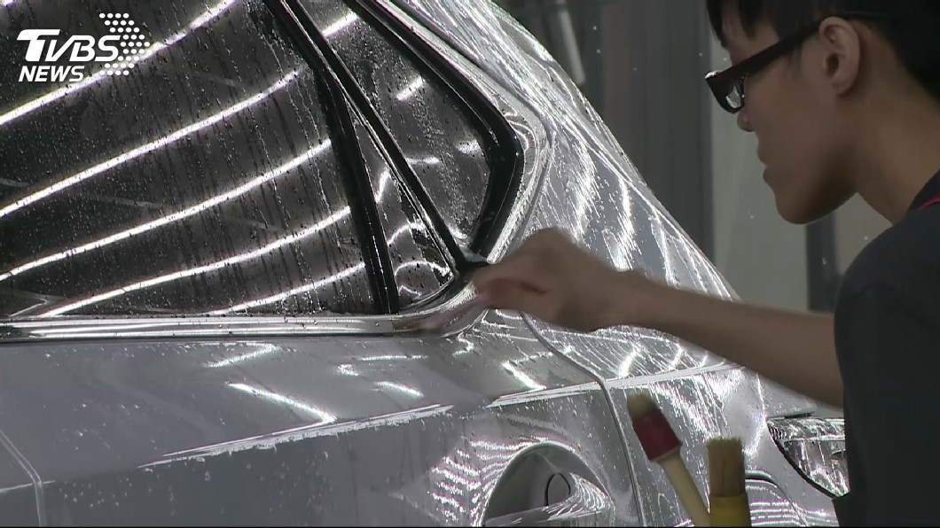 室外車要鍍膜還是洗車打蠟就好? 老司機建議很中肯