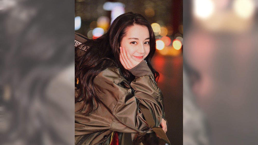 圖/翻攝自迪麗熱巴微博