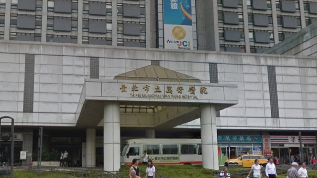 雙北部分醫院傳出防疫用具缺乏,要透過其他醫師在網路幫忙募集物資。(圖/TVBS)