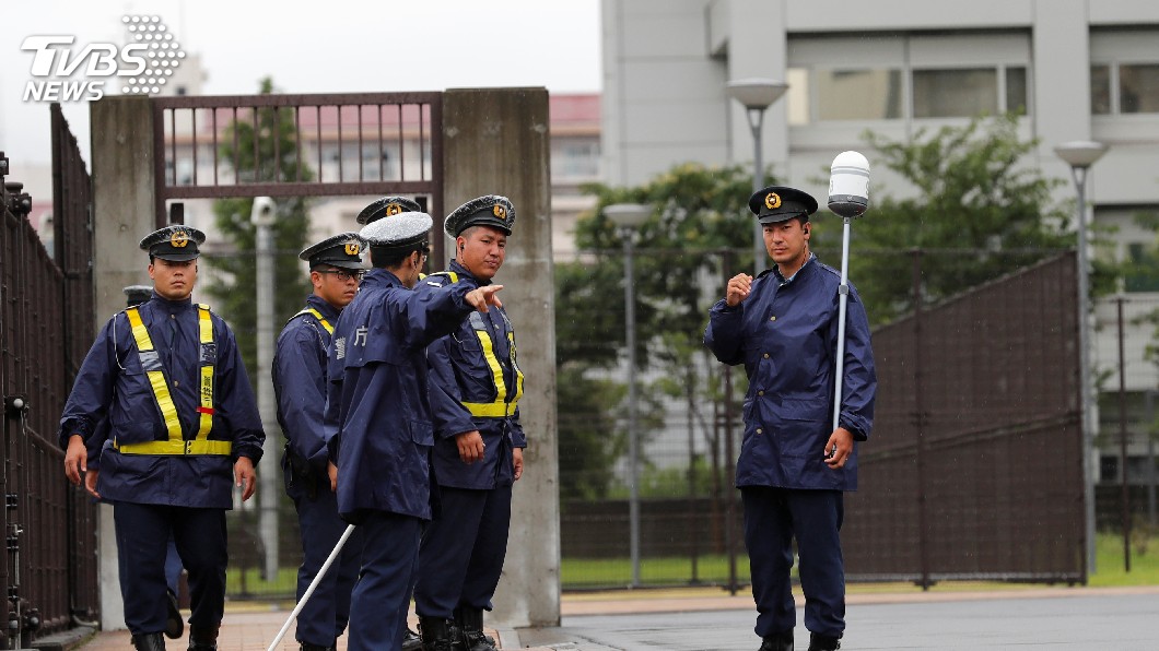 東京地鐵毒氣殺人 主嫌麻原彰晃等7人今晨伏法