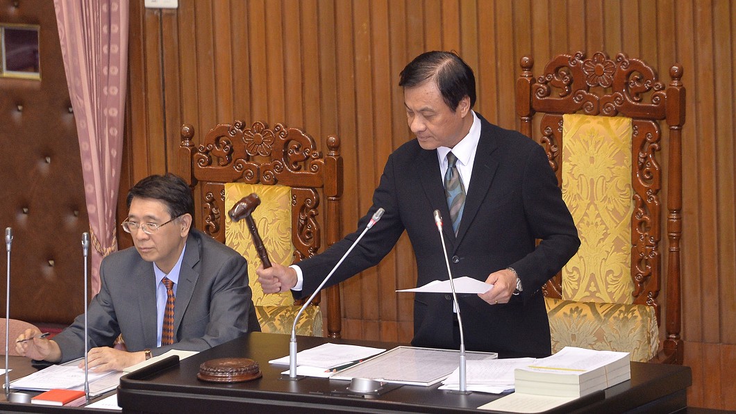 公司法立院三讀　法務部表示尊重