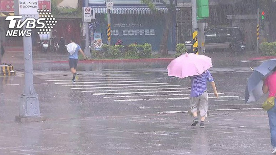 北部、東北部首當其衝!各縣市「風雨影響時間表」看這