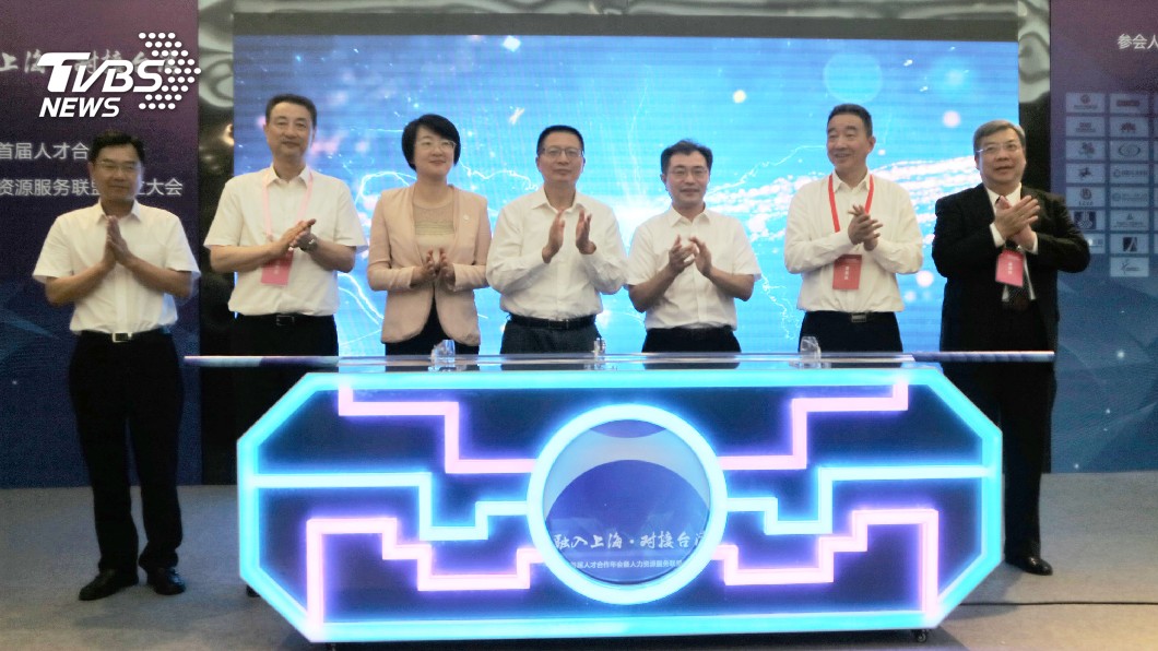 新鮮人赴陸求職 專家籲停看聽