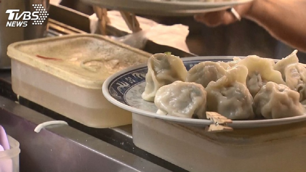 龜毛客買水餃!「會煮熟吧?碰紙盒我不敢吃」 她傻爆眼