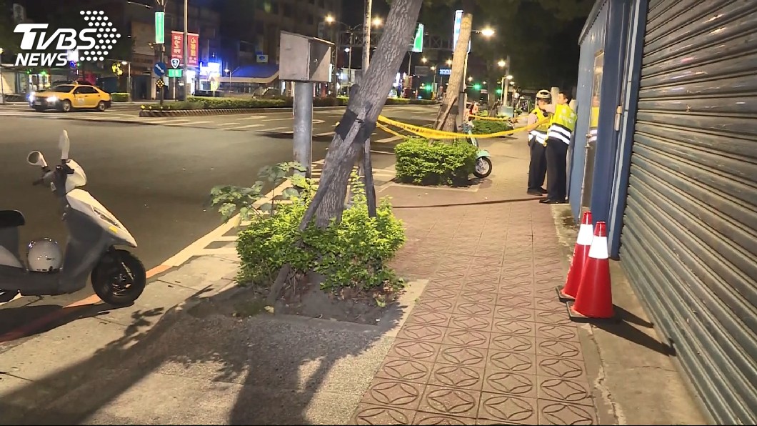 疑仇家撂人報復 20歲男子騎車遭攔截砍殺