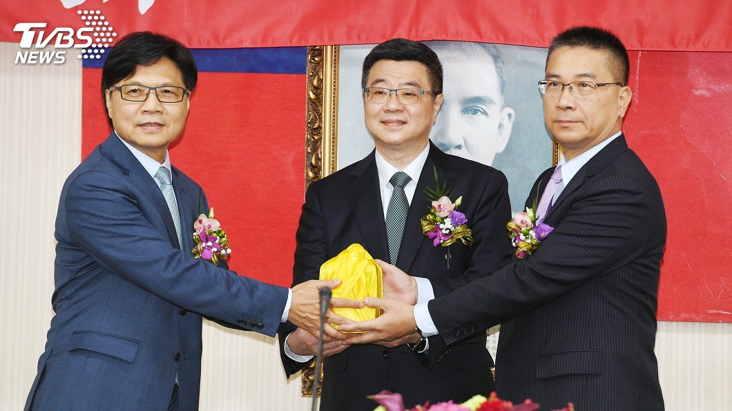 一人上任內政部長　徐國勇：對同仁有信心