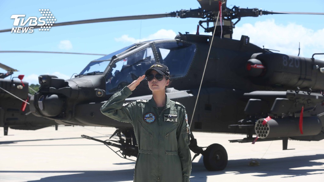 亞洲唯一阿帕契女飛官 「竹塹公主」楊韻璇終圓夢