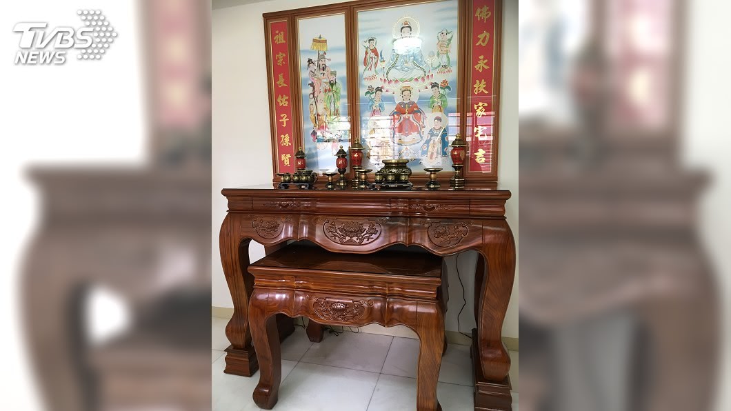 房客積欠房租落跑 留下「神明桌」讓房東嚇傻
