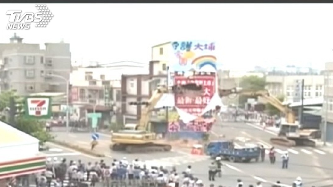 張藥房重建 詹順貴:給想吞噬土地集團的教訓