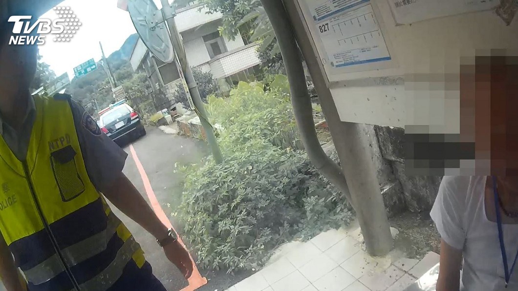失智翁迷途公車亭過夜 瑞芳暖警助返家
