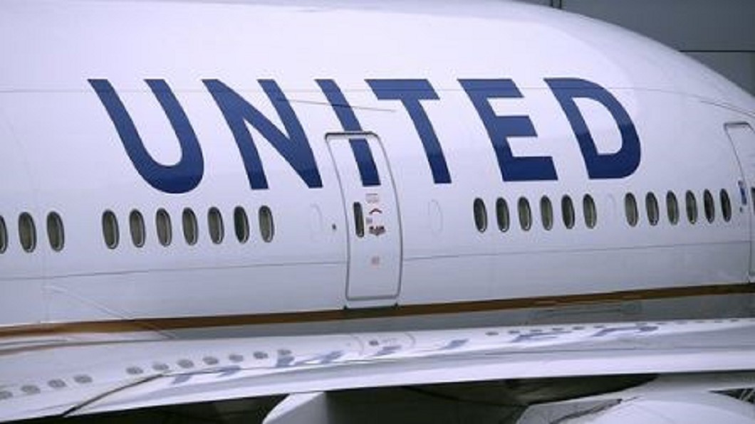 美國航空向大陸低頭 把台灣改成「台北」