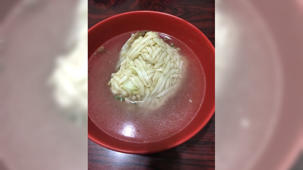 真正的「陽春麵」!女討拍反被群起狂轟