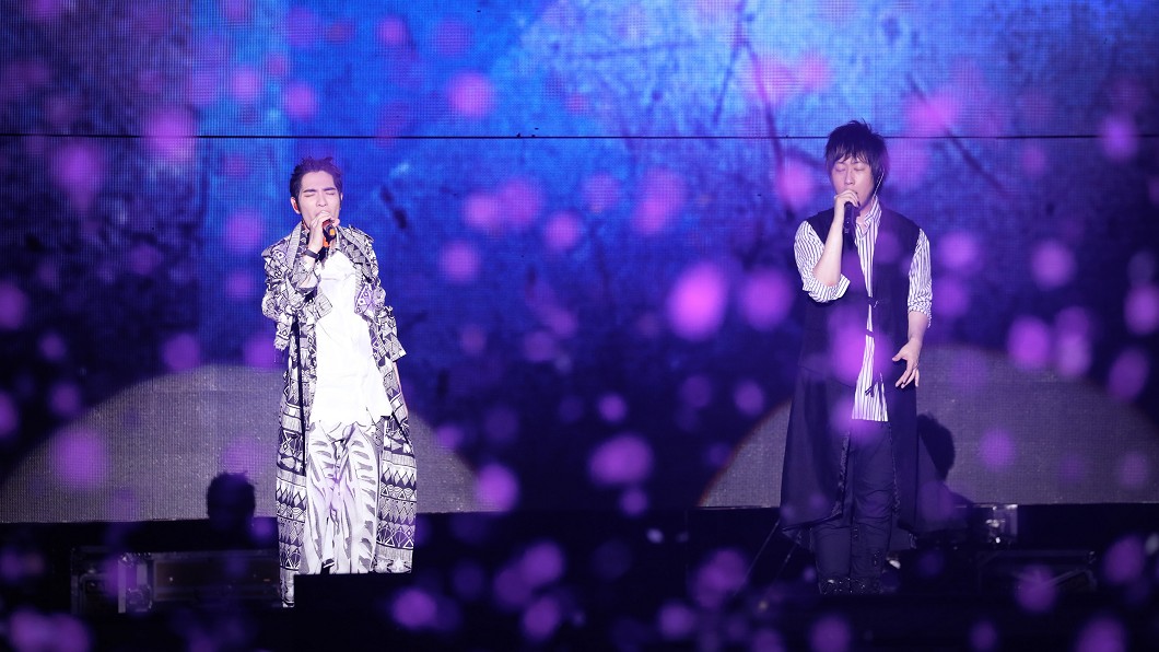 五月天人生無限公司熱唱上海　蕭敬騰驚喜現身