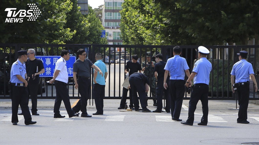美駐北京使館外爆炸 北京警方:一男子引爆受傷