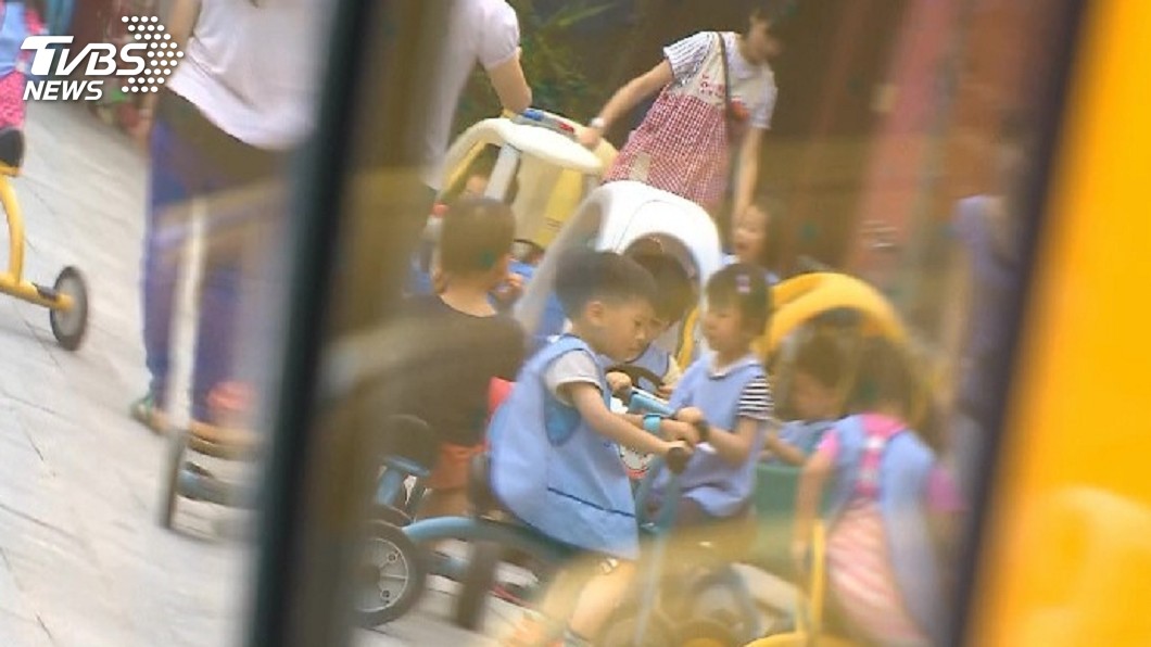 托育新政將上路 蘇貞昌:減輕父母負擔