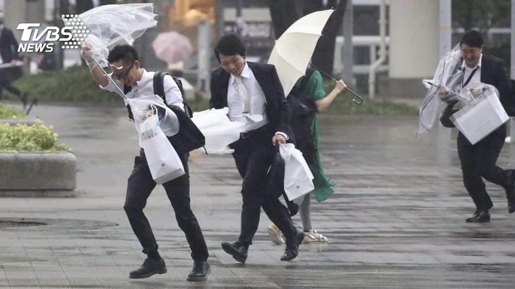 快訊/注意航班異動! 雲雀颱風將撲西日本