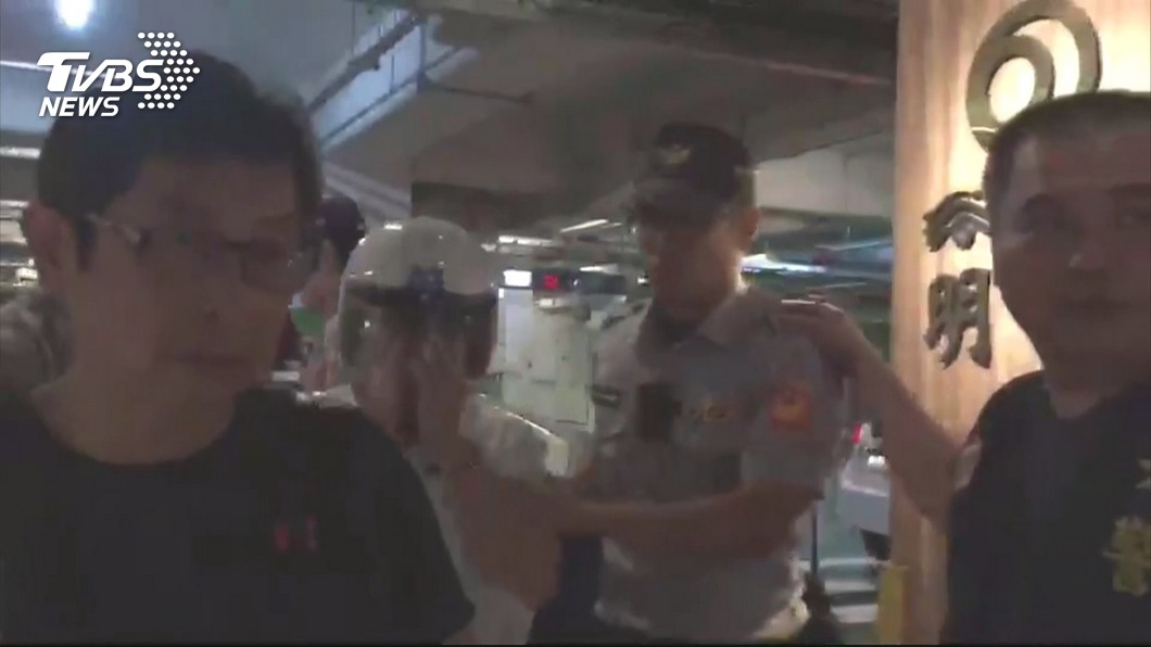 快訊/酒駕撞死女騎士拖行 駕駛20萬交保