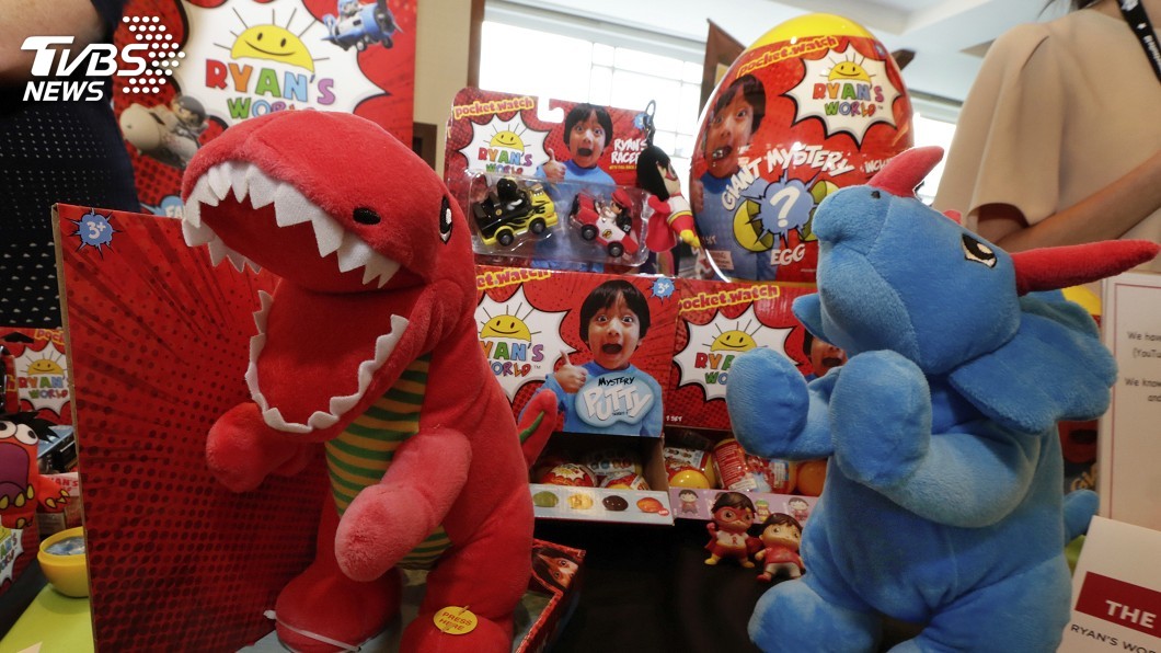 6歲小網紅推自有品牌玩具　沃爾瑪搶先販售