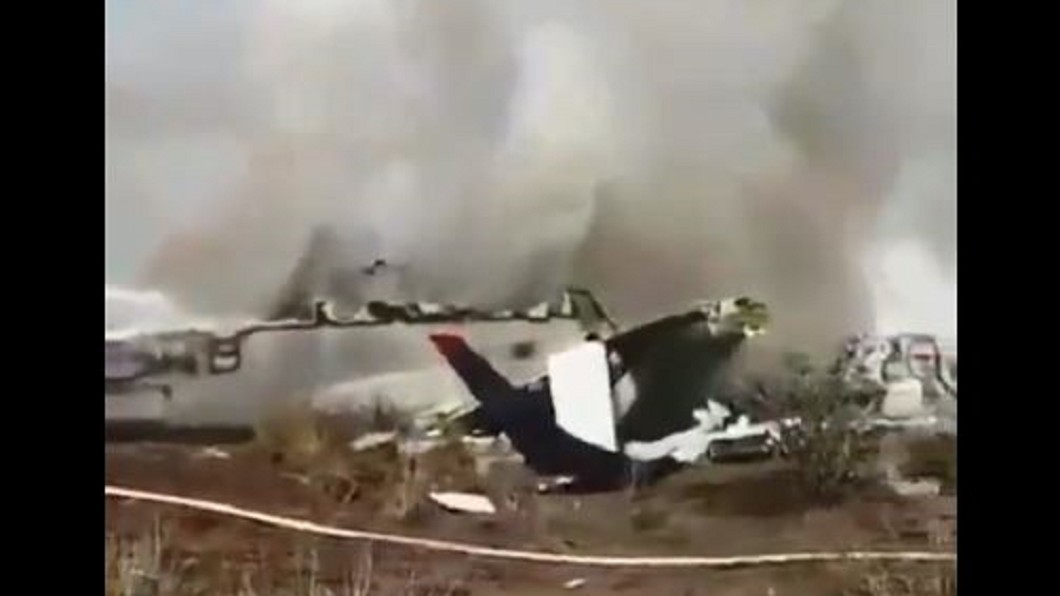 墨國客機剛起飛就墜機 機上101人奇蹟生還
