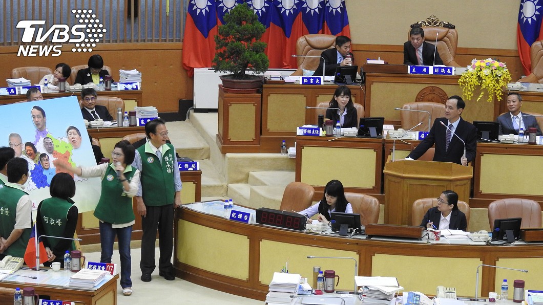 混很大!新北市3議員質詢率掛蛋 5議員僅開口4分鐘