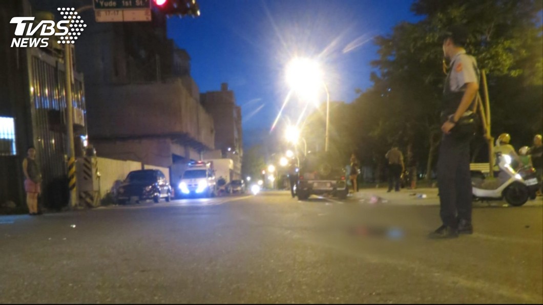 母騎車載4歲女遭撞 人卡車底女童亡