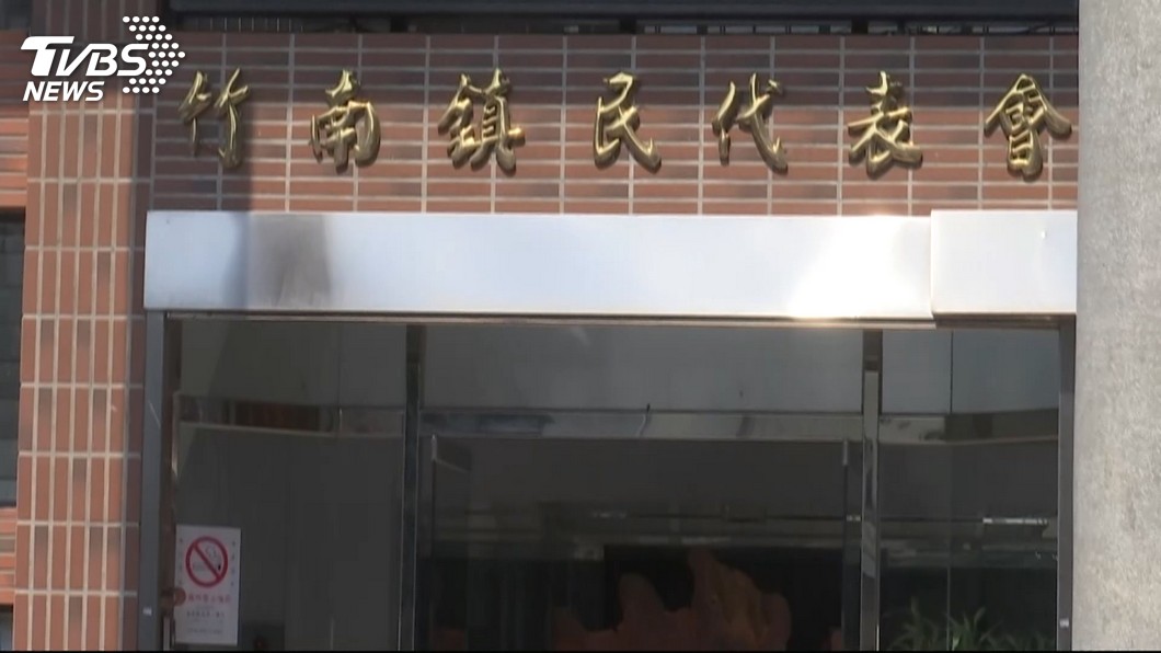 1人5萬公帑考察 5份報告連錯字都一樣